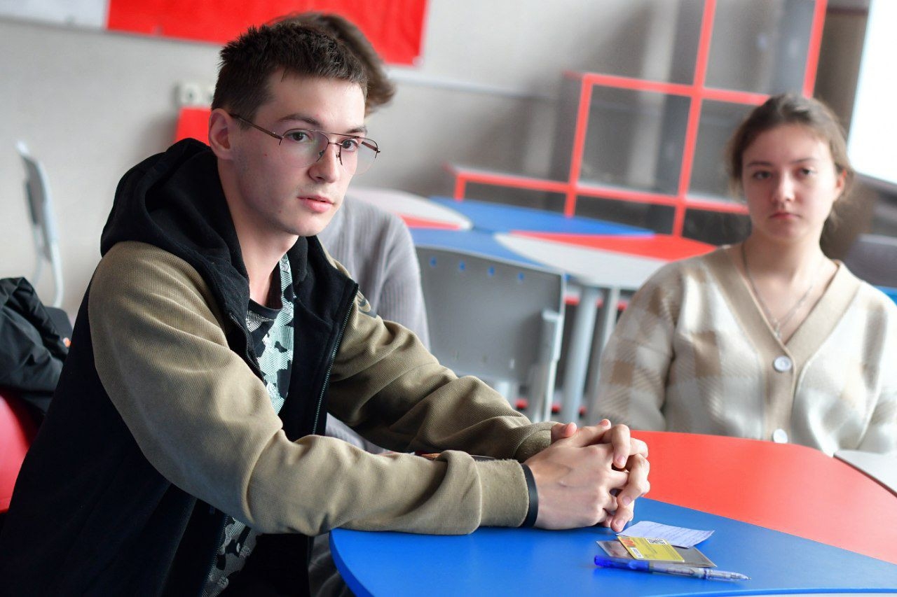 МОЛОДЕЖНЫЙ ПАРЛАМЕНТ И СТУДЕНТЫ ДОНАГРА: ОТКРЫТЫЙ ДИАЛОГ О БУДУЩЕМ И ФИНАНСАХ